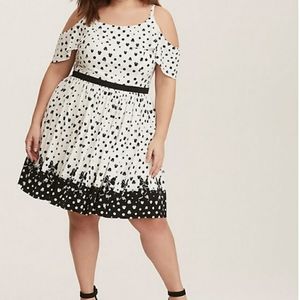 Torrid minnie polka dot dress.